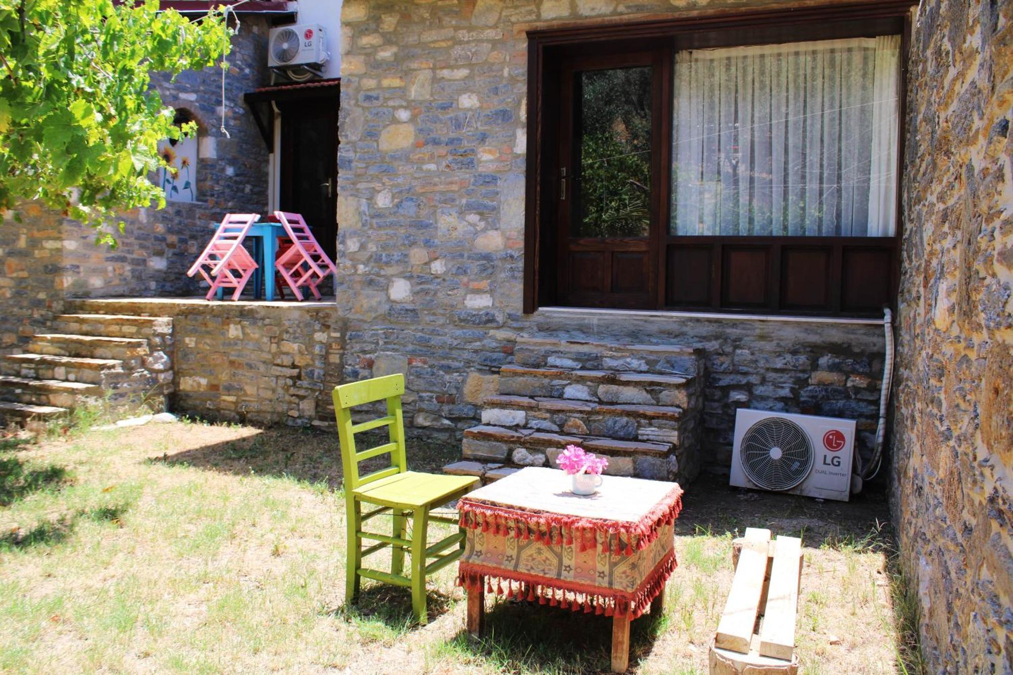 Pir Efes Konaklari Izmir Bagian luar foto